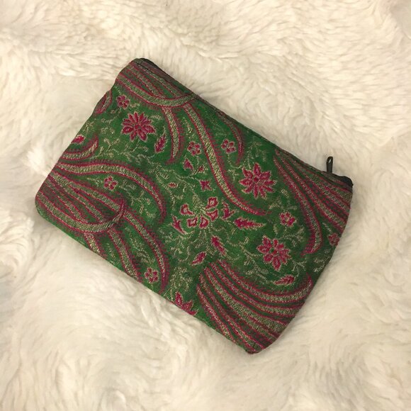 Silken Embroidered Coin Token Purse - Picture 2 of 10